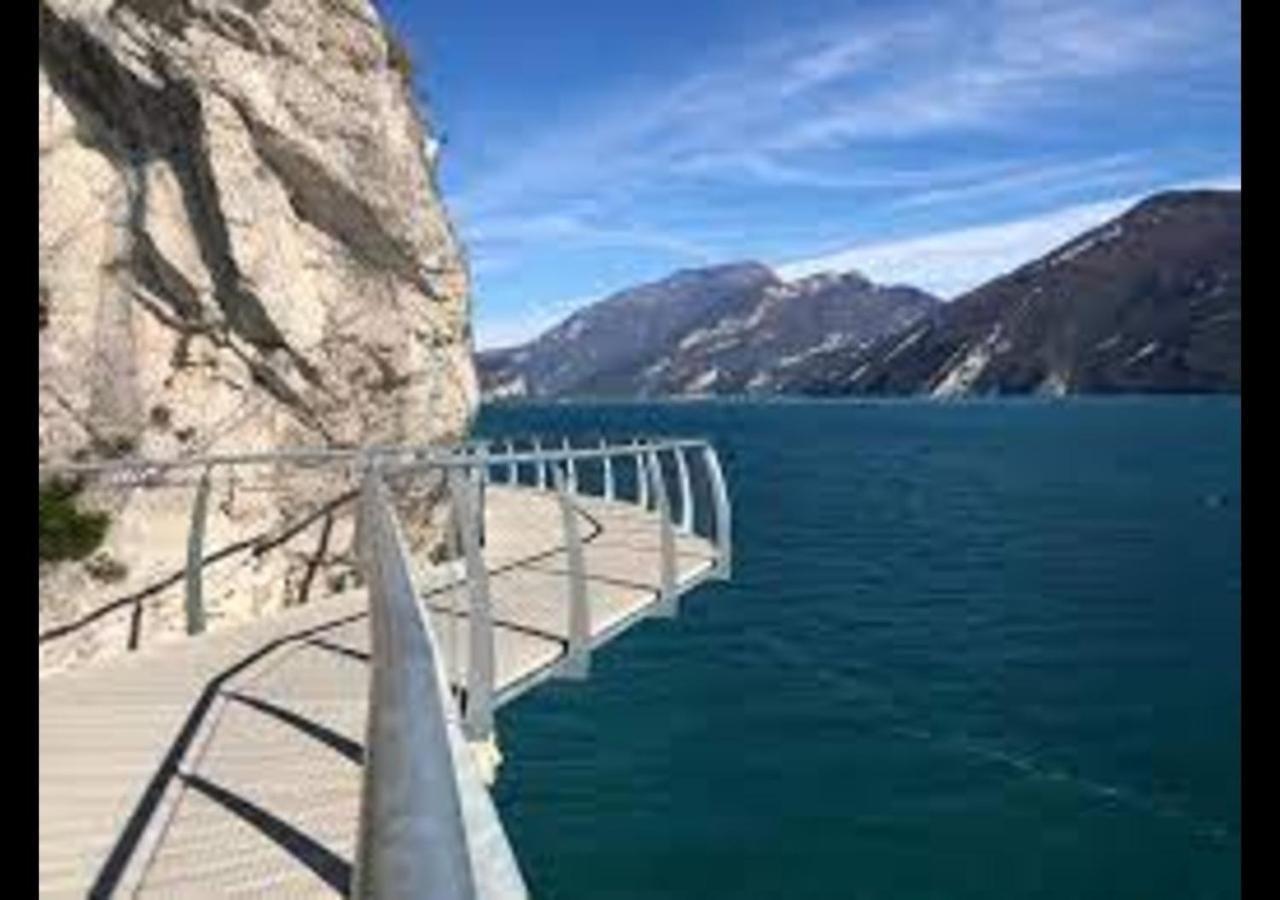 Casa Zanoni Apartman Torbole Sul Garda Kültér fotó
